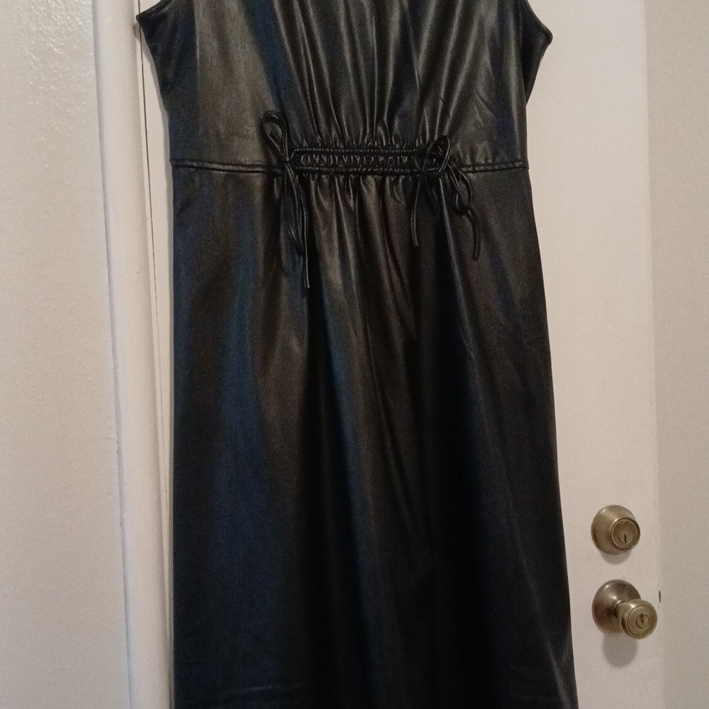 Elegant Black Dress